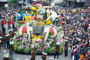 Peringati HJKS ke 726, Pemkot Surabaya Gelar Parade Surabaya Vaganza