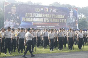 Kapolda Jatim Pimpin Apel Pasukan Pengamanan Pemilu 2019