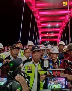 Jembatan Holtekamp Jayapura Raih 2 Penghargaan dari MURI