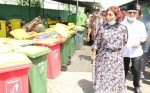 Susi Pudjiastuti Apresiasi Pengelolaan Sampah di Muncar