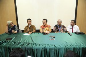 Kabag Humas Pemkot Surabaya Bantah Kondisi Risma Kritis