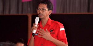 PAC PDIP Surabaya Gelar Aksi Penolakan, Ini Respon Adi Sutarwiyono