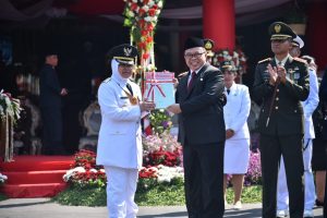 Di Hari Kemerdekaan, Walikota Sampaikan Cara Surabaya Siapkan SDM Berkualitas