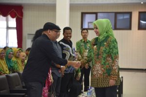Bupati Jember Minta Bahasa Indonesia Menjadi Syarat Perizinan