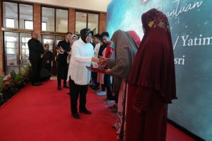 Pemkot Surabaya Beri Bantuan Warga Eks Lokalisasi Tambak Asri