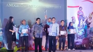 Pemkot Surabaya Juara Umum Anugerah Media Humas 2019