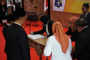Walikota Surabaya Gulirkan Rotasi dan Promosi Pejabat Pemkot