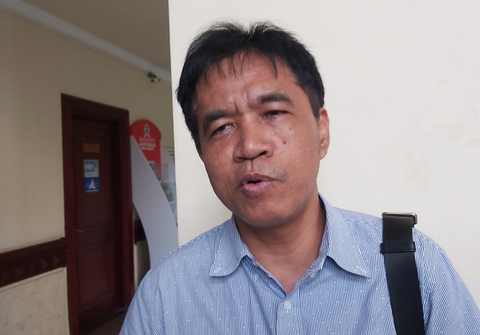 Gegara Gedung Anyar, Wakil Rakyat Yos Sudarso Gremeng Kabeh