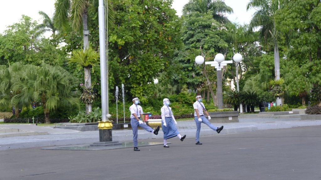 Putra Papua Didapuk jadi Perwira Upacara di HUT ke 75 RI di Balai Kota Surabaya
