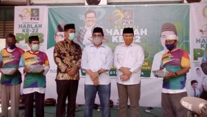 PKB Surabaya Bagi-Bagikan Ratusan Paket Daging Kurban