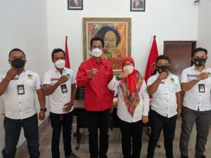 PDIP Surabaya Siap Perjuangkan Aspirasi Pekerja Seni, Petani, dan Nelayan