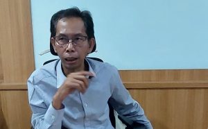 Pakai Kostum Pejuang, DPRD dan Walikota Surabaya Sahkan APBD 2022