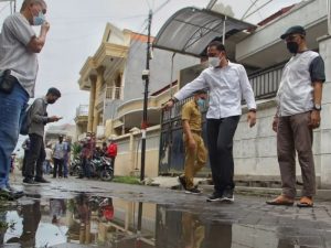 Walikota Surabaya Tinjau dan Eksekusi Keluhan Ganangan Air