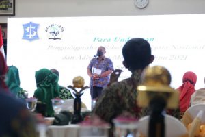 Sembilan Sekolah Surabaya Raih Penghargaan Adiwiyata Mandiri