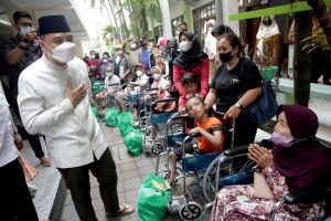 Pasca Ramadan, Cak Wali Gelar Safari Salat Jumat Sambil Berikan Bantuan