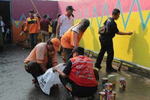 ﻿Hilangkan Kesan Kumuh, Pemkot Surabaya Gelar Kerja Bakti di 191 TPS