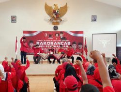 Solid Bergerak! PDIP Surabaya Sosialisasikan Eri Cahyadi-Armuji