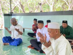 Memperingati “Hari Santri ke -10” Cak Ghoni Ziarah Makam Tokoh NU