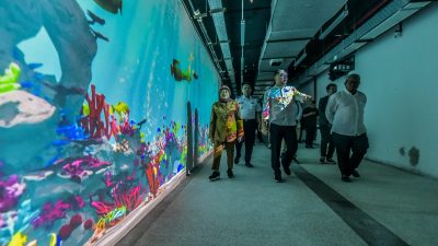 Pemkot Surabaya-LZY Visual Hiasi Tunnel TIJ-KBS dengan Video Mapping Bertema Suaka Margasatwa